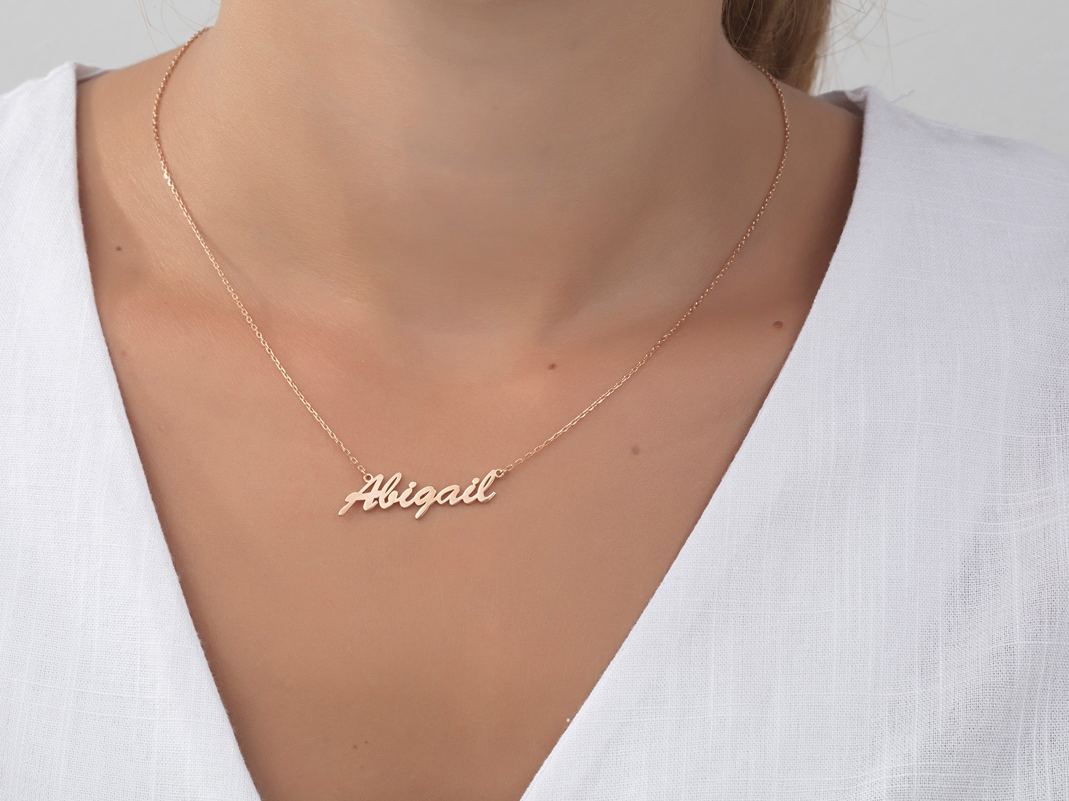 Personalized Dainty Name Necklace